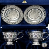 Набор серебряных чашек чайных с блюдцами "Байкал-3" (2 шт, 4 предмета) (объем 1 чашки 185 мл)