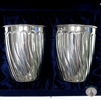 Набор серебряных стаканов "Волна-2" (2 шт) (объем 1 стакана 260 мл)