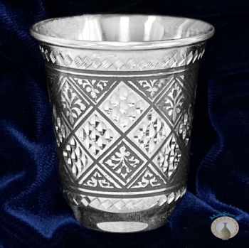 Серебряная стопка для водки или коньяка "Алмазная грань-2" (объем 50 мл)