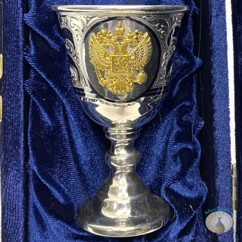 Серебряная рюмка для водки или коньяка с позолоченным гербом России "Сияние-3" (объем 60 мл)