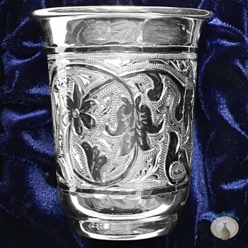 Серебряная стопка для водки или коньяка "Звездная-3" (объем 85 мл)