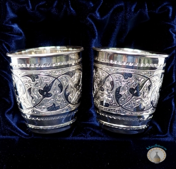 Набор серебряных стаканов "Кубачи-2" (2 шт) (объем 1 стакана 250 мл)
