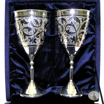 Набор серебряных бокалов "Орнамент" (2 шт) (объем 1 бокала 260 мл)