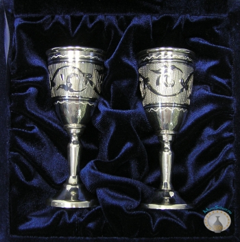 Набор серебряных рюмок для водки или коньяка "Композиция" (2 шт) (объем 1 рюмки 30 мл)