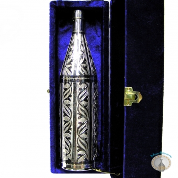 Серебряная бутылка для водки или коньяка "Купеческая"