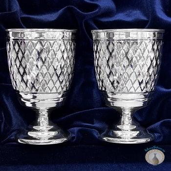 Набор серебряных стаканов "Герань-3" (2 шт) (объем 1 стакана 250 мл)