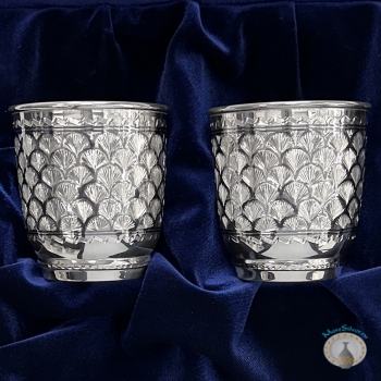 Набор серебряных стаканов "Чешуя" (2 шт) (объем 1 стакана 230 мл)