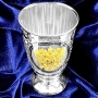 Серебряная стопка для водки или коньяка с позолоченным гербом России "Воевода-2" (объем 50 мл) - фото 1
