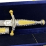 Серебряный кортик с гравировкой, чернением, чеканкой, позолотой и кизлярской сталью "Герцог-2" - фото 1